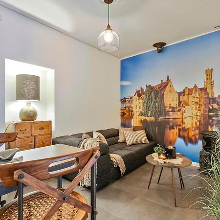 ברוז' Huswell - Charming Getaway In The Historical City Center מראה חיצוני תמונה