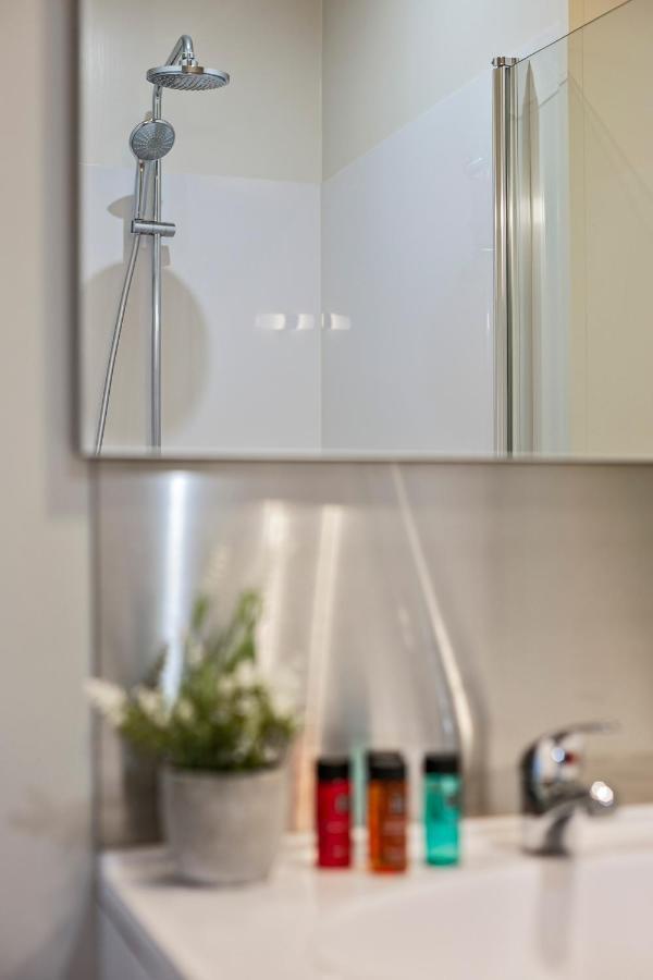 ברוז' Huswell - Charming Getaway In The Historical City Center מראה חיצוני תמונה